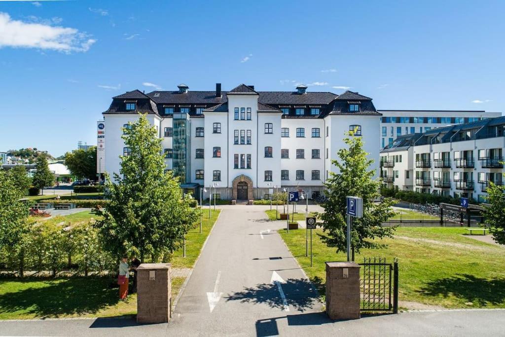 Appartamento 1-Roms Toppleilighet Pa Tangen/Bystranda Kristiansand Esterno foto